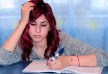 5 elements while choosing a reliable custom essay writing service