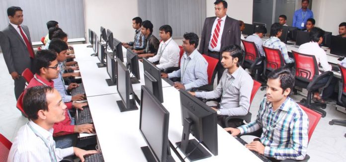 5 Reasons Why IT Companies Hire Non-IT Graduates or Core Engineering Branch Students for Fresher Positions