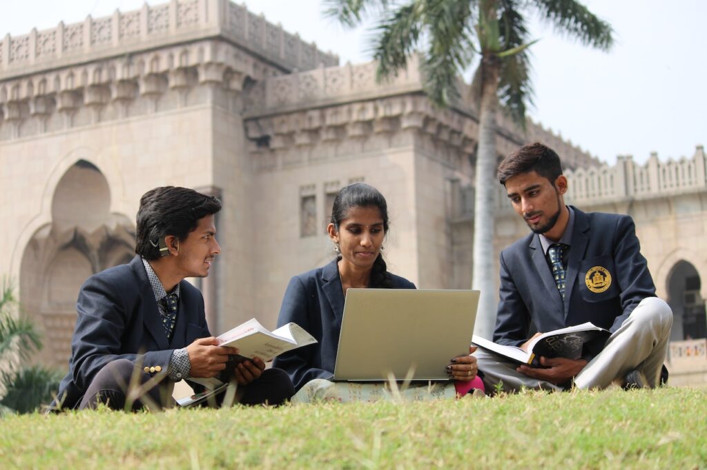 9 Placement & job hunt tips for commerce students in India